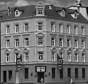 Corner tavern 4-story