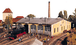 Roundhouse "Freilassing" -- 5 Stall with operating doors