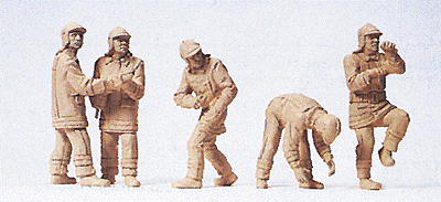 Emergency - Modern German Firefighters - Unpainted Figure Set -- Putting out Fire (Handling Hose Lines) pkg(5)