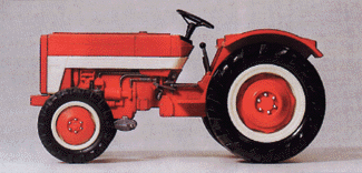 Small, Wide Front Tractor 1:22.5