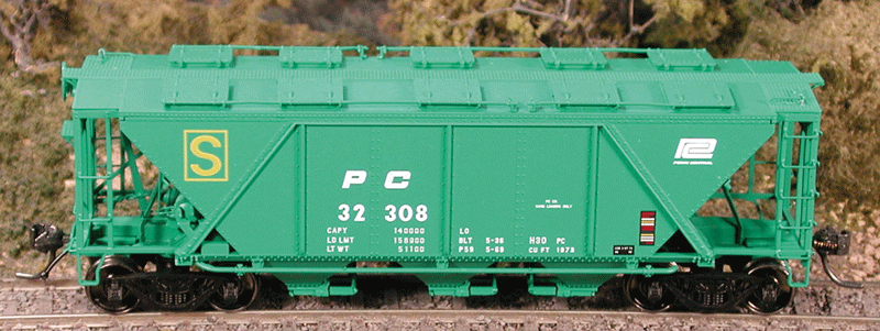 Pennsylvania Railroad Class H30 Covered Hopper - Ready to Run - Executive Line -- Penn Central #32316 (1972, Jade Green, yellow S Markings)