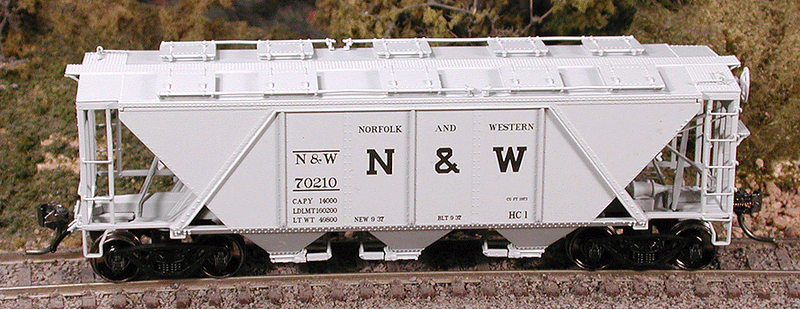 Pennsylvania Railroad Class H30 Covered Hopper - Ready to Run - Executive Line -- Norfolk & Western #70219 (1937, gray, Block N&W)