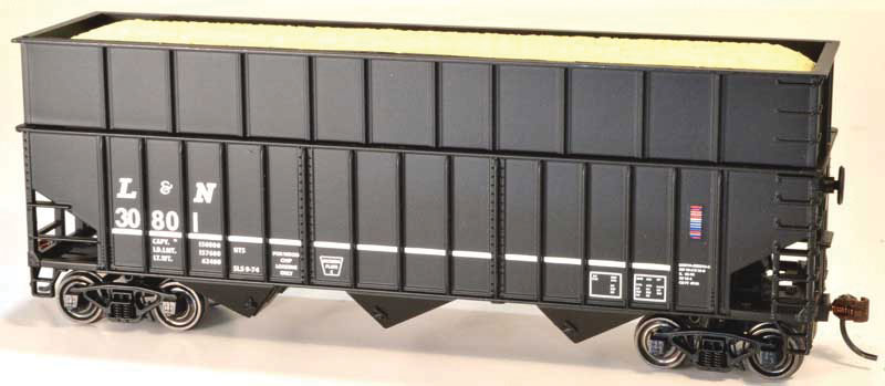 70-Ton Ribbed-Side Wood Chip Hopper with Ribbed Side Extensions - Ready to Run -- Louisville & Nashville 30837 (black)