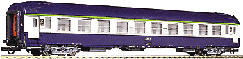 80' UIC coach 2-cl SNCF