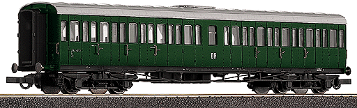 B4up 2nd Class Coach Era III -- DR (green)