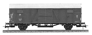 Freight Car -- Smooth Roof