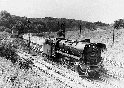 Exclusive Series Steam 2-10-0 w/Oil Tender Class 44 -- East German State Railways DR Era IV