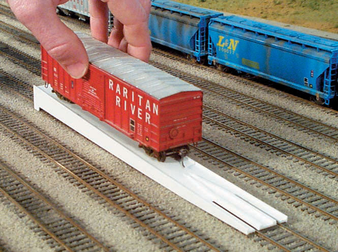 Rail-It Track Re-Railer -- Works with All N Track-2