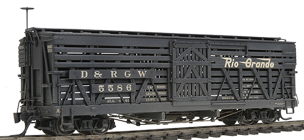 Blackstone Models(TM) 5500-Series 30' Stock Car - Weathered -- Denver & Rio Grande Western #5586 (Flying Grande Herald)