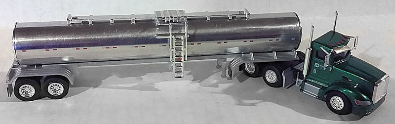 Peterbilt 386 Day-Cab Tractor w/Chemical Tank Trailer - Assembled -- Fuel Delivery (green w/Polished Tank)