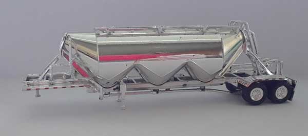 Pneumatic Bulk Trailer - Assembled -- Painted, Unlettered (chrome)