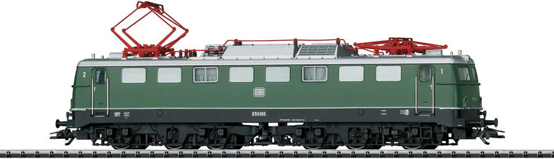 Class E 50 Electric Locomotive with Sound & DCC/SX -- German Federal Railway #E 50 065 (Era III 1962; green, silver, black)