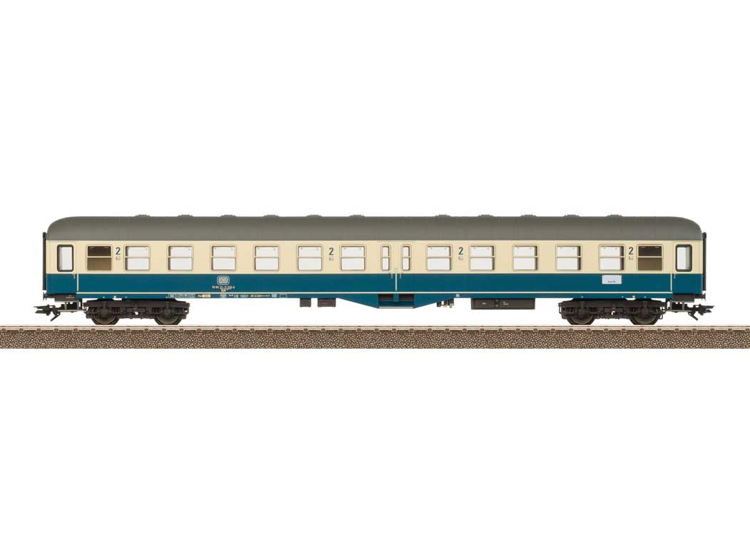Type Bylb 421 2nd Class Coach - Ready to Run -- German Federal Railroad DB (Era IV 1980, ocean blue, ivory, gray)