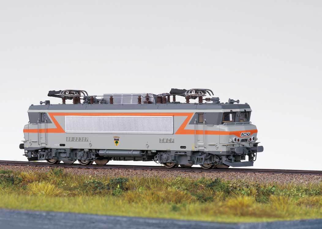 Class BB 22200 Electric - Sound and DCC -- French State Railways SNCF #BB 22307 (Era VI 1985, gray, orange)-6