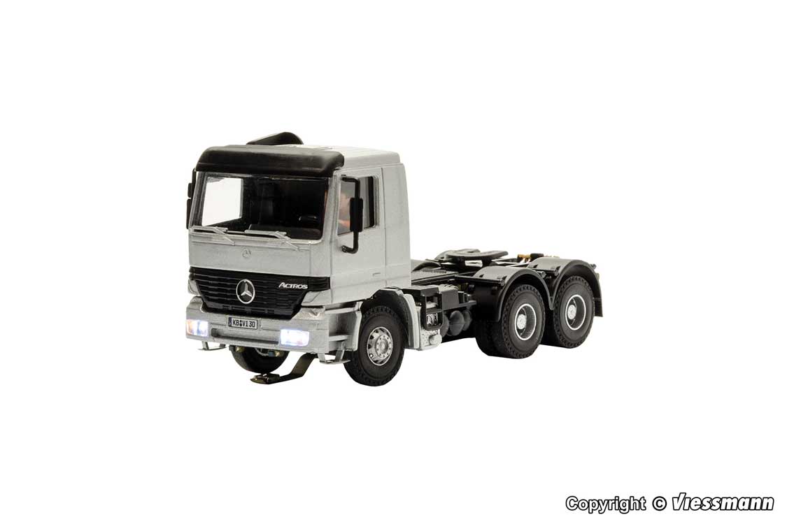 Operating 1996 Mercedes-Benz Actros 3-Axle Semi Tractor w/Lights - CarMotion -- White, Black-1