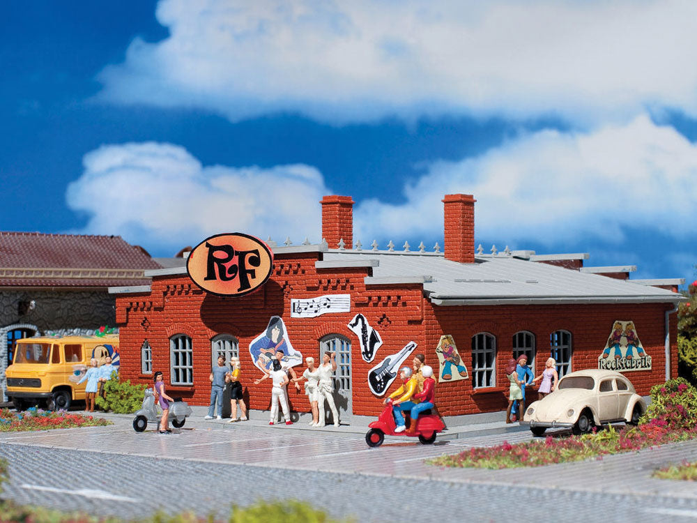 Rock Factory Nightclub -- Kit - 6-5/16 x 6-5/16 x 2-3/4" 16 x 16 x 7cm