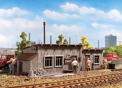 Wood Shanty - Kit -- 6-5/16 x 2-3/8 x 3-5/32" 16 x 6 x 8cm