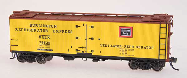 40' Wood Refrigerator Car - Ready to Run -- Chicago, Burlington & Quincy (yellow, Boxcar red, black, white, red)