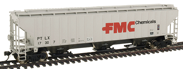 PS2CD 4750 Cubic Foot 3-Bay Covered Hopper - Ready to Run -- FMC Chemicals (gray, red, black, Large Logo)