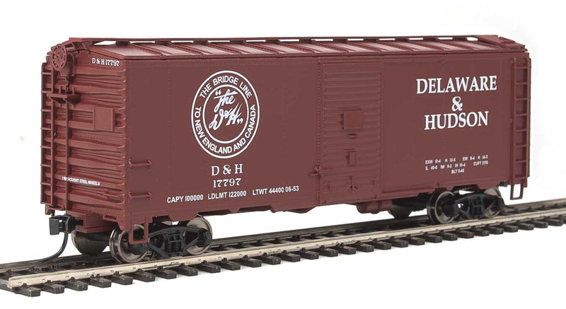 40' Association of American Railroads 1944 Boxcar - Ready to Run -- Delaware & Hudson #17780 (Oxide, white; "The Bridge Line..." Slogan)-1