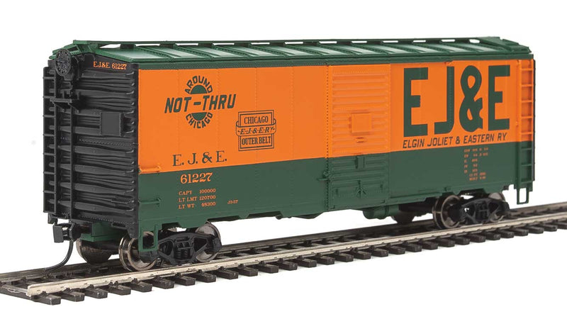 40' Association of American Railroads 1944 Boxcar - Ready to Run -- Elgin, Joliet & Eastern #61227 (orange, green)-1