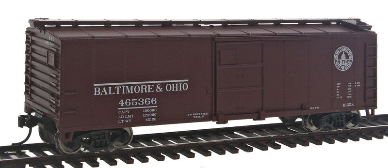 40' Steel Boxcar w/Dreadnaught End, Flat Roof, Wood Running Boards -- Baltimore & Ohio #465366-1