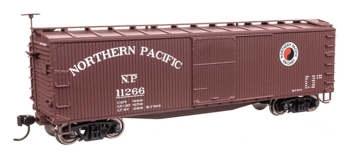 40' Double Sheathed Wood Boxcar - Ready to Run -- Northern Pacific #11266-1