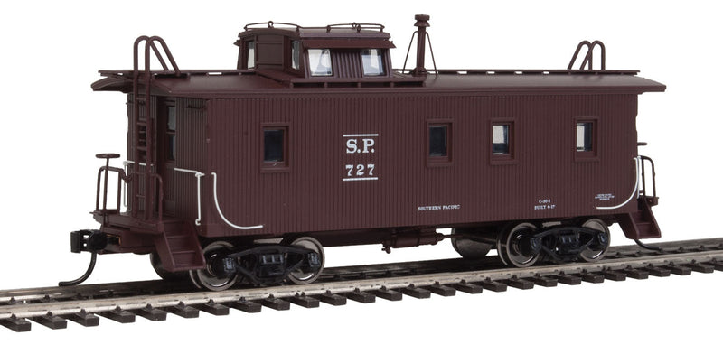 30' Southern Pacific(TM) Class C-30-1 Wood Caboose - Ready to Run -- Southern Pacific(TM) #727 (Reporting Marks Only)-1