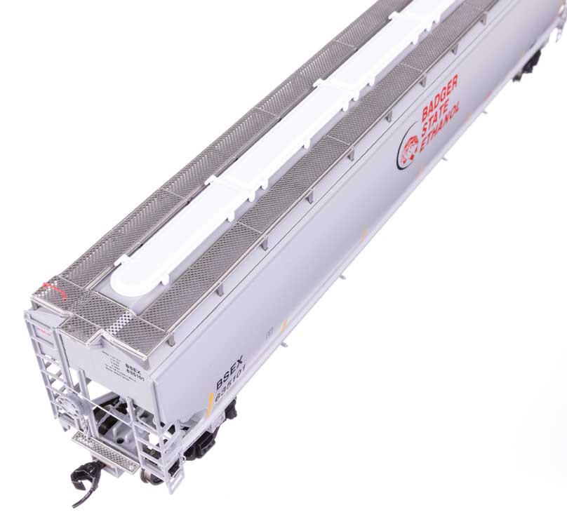 67' Trinity 6351 4-Bay Covered Hopper - Ready to Run -- Badger State Ethanol BSEX #635101-5