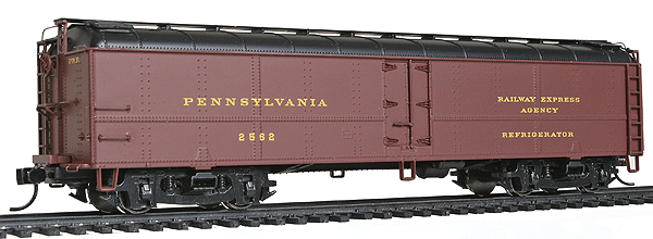 50' Pennsylvania Class R50b Express Reefer - Ready to Run -- Pennsylvania Railroad #2562 (Postwar Tuscan, black, gold)