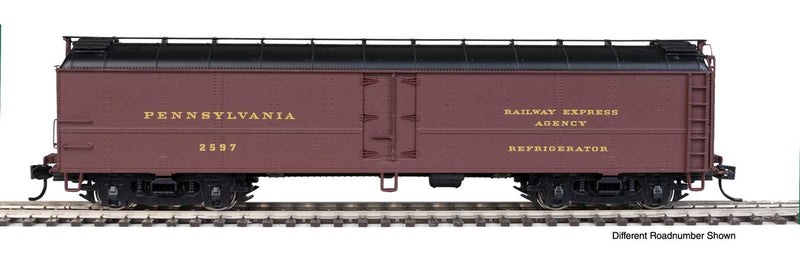 50' Pennsylvania Class R50b Express Reefer -- Pennsylvania Railroad #2565 (Postwar Tuscan, black, gold)
