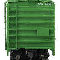 50' REA Riveted Steel Express Reefer - Ready To Run -- Railway Express Agency #7840 (light green)