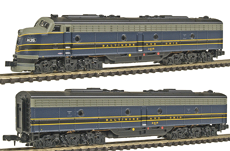 PROTO N EMD Diesel E8 A-B Set - Powered A & B - Assembled -- Baltimore & Ohio #1435 & #2415 (blue, gray, black)