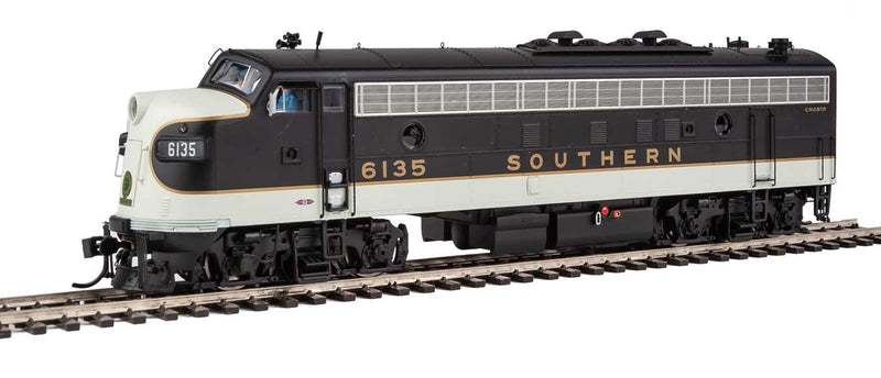 EMD FP7 LokSound 5 Sound and DCC -- Southern Railway #6135 (black, white, Dulux Gold)-1