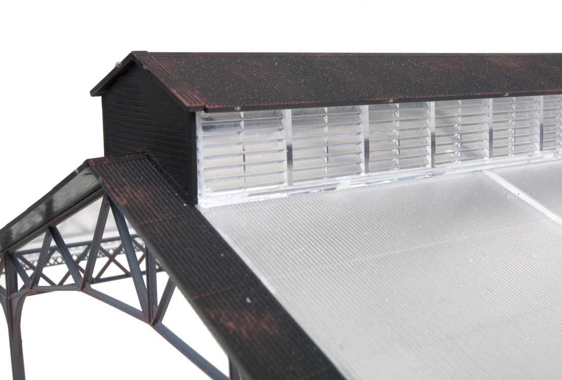 Train Shed with Clear Roof -- Kit: 22-3/8 x 11-9/16 x 6-1/4" 56.8 x 29.3 x 15.8cm-2