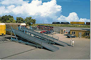 Distribution Facility - Kit -- Office: 4 x 3 x 1-5/8" 10 x 7.5 x 4.2cm; 1-5/16 x 1 x 1-1/8" 4 x 2.5 x 2.8-1