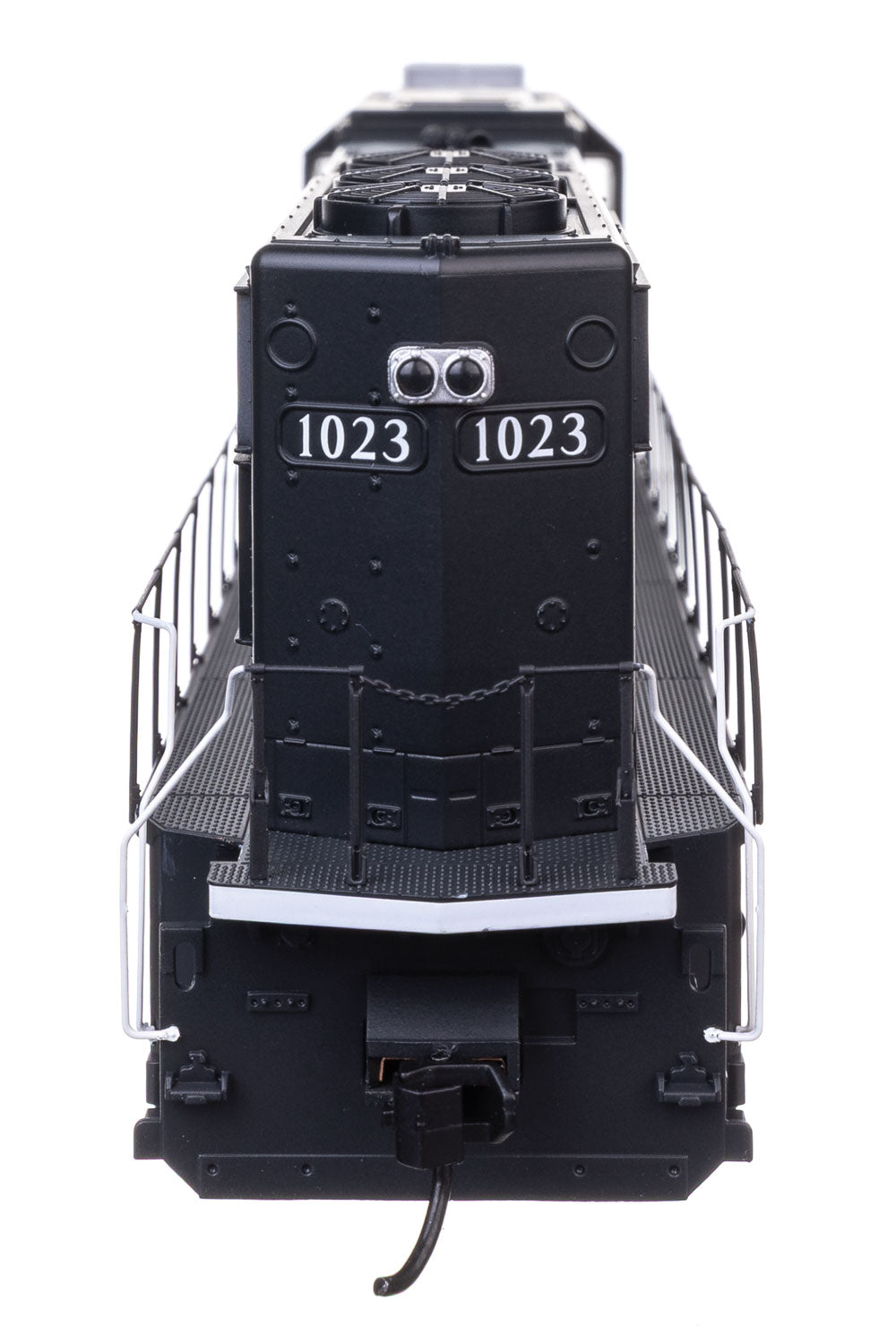 910-11027_04.jpg