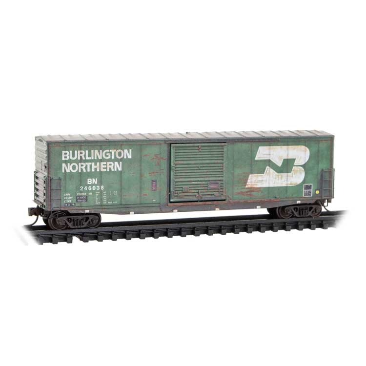 50' Boxcar with 10' Door, No Roofwalk, Short Ladders - Ready to Run -- Burlington Northern #246038 (Weathered, Cascade Green, white, Large Logo)-1