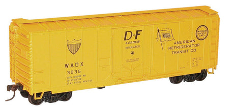 AAR 40' Plug-Door Boxcar - Kit -- American Refrigerator Transit WADX #3035 (yellow, black ART, WAB & MP Logos)
