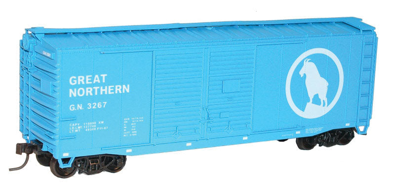 AAR 40' Double-Door Boxcar - Kit -- Great Northern #3267 (Big Sky Blue, white; Large Silhouette Rocky Logo)-2
