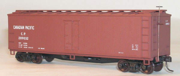 40' Wood Reefer - Plastic Kit -- Canadian Pacific (Mineral Red)