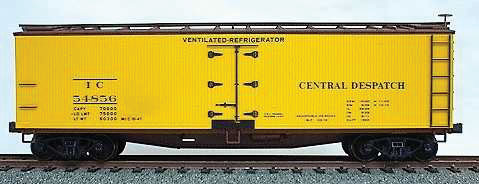 40' Wood Reefer - Plastic Kit -- Illinois Central (Mineral Red, orange)