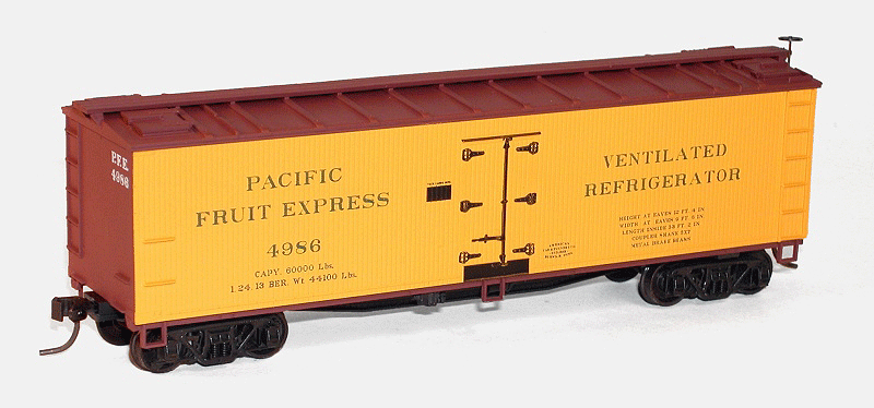 40' Wood Reefer - Kit -- Pacific Fruit Express (yellow, Boxcar Red, green)