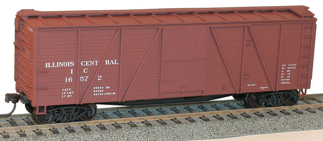 40' 6-Panel Single-Sheathed Wood Boxcar w/Wood Doors & Steel Ends - Kit -- Illinois Central #128935 (Boxcar Red)