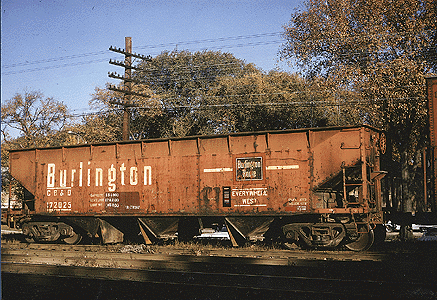 AAR 70-Ton Offset-Side 3-Bay Hopper -- Chicago, Burlington & Quincy (red)