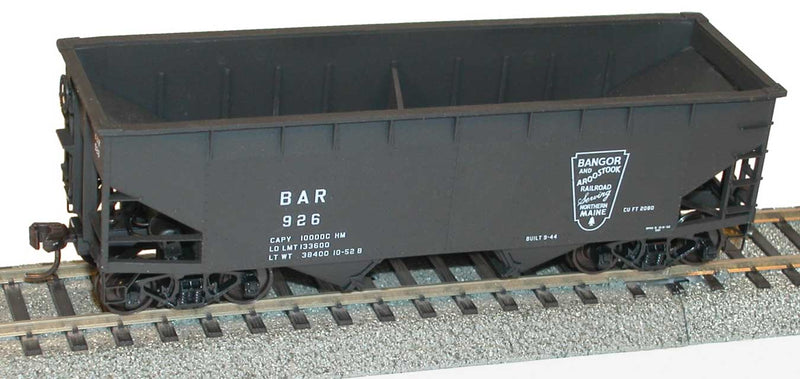 50-Ton Offset-Side 2-Bay Hopper - Kit -- Bangor & Aroostook #926 (black, Shield Logo)