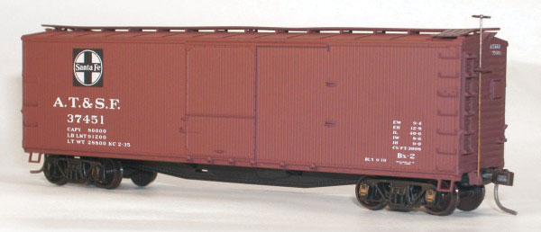 40' Double-Sheathed Wood Boxcar 3-Pack - Kit (Plastic) -- Santa Fe #37629, 37451 & 37862 (brown)