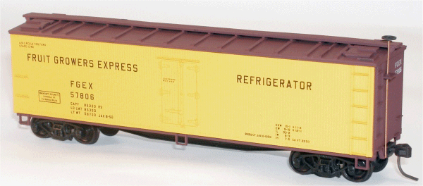 40' Wood Reefer 3-Pack- Kit (Plastic) -- Fruit Growers Express #55392, 56547, 57806 (yellow, Boxcar Red)