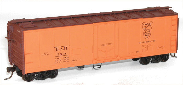 40' Steel Reefer w/Plug Doors - Kit -- Bangor & Aroostook #7018 (orange, Boxcar Red; Shield Logo)