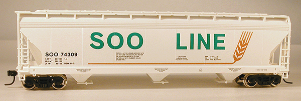 Accuready(TM) 47' ACF 3-Bay Center Flow Covered Hopper Assembled -- Soo Line